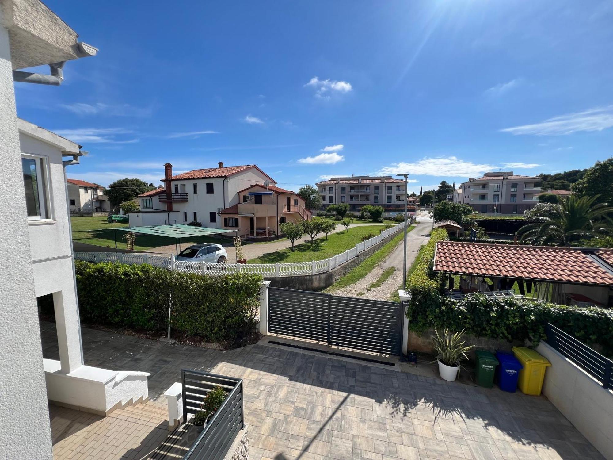 Apartmani Gemma Premantura Exterior photo